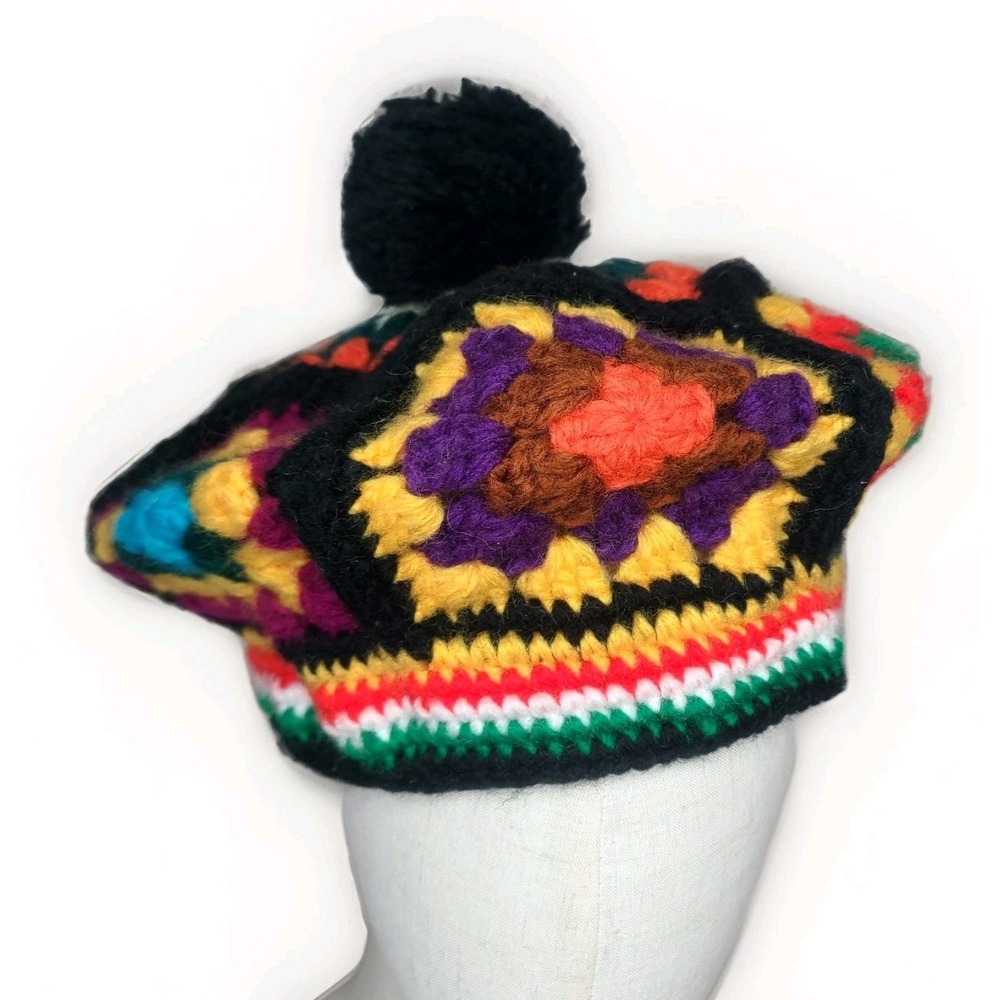 Vtg Betmar New York 70s Hat‎ Granny Square Knit Crochet Beret Black Bold Colors